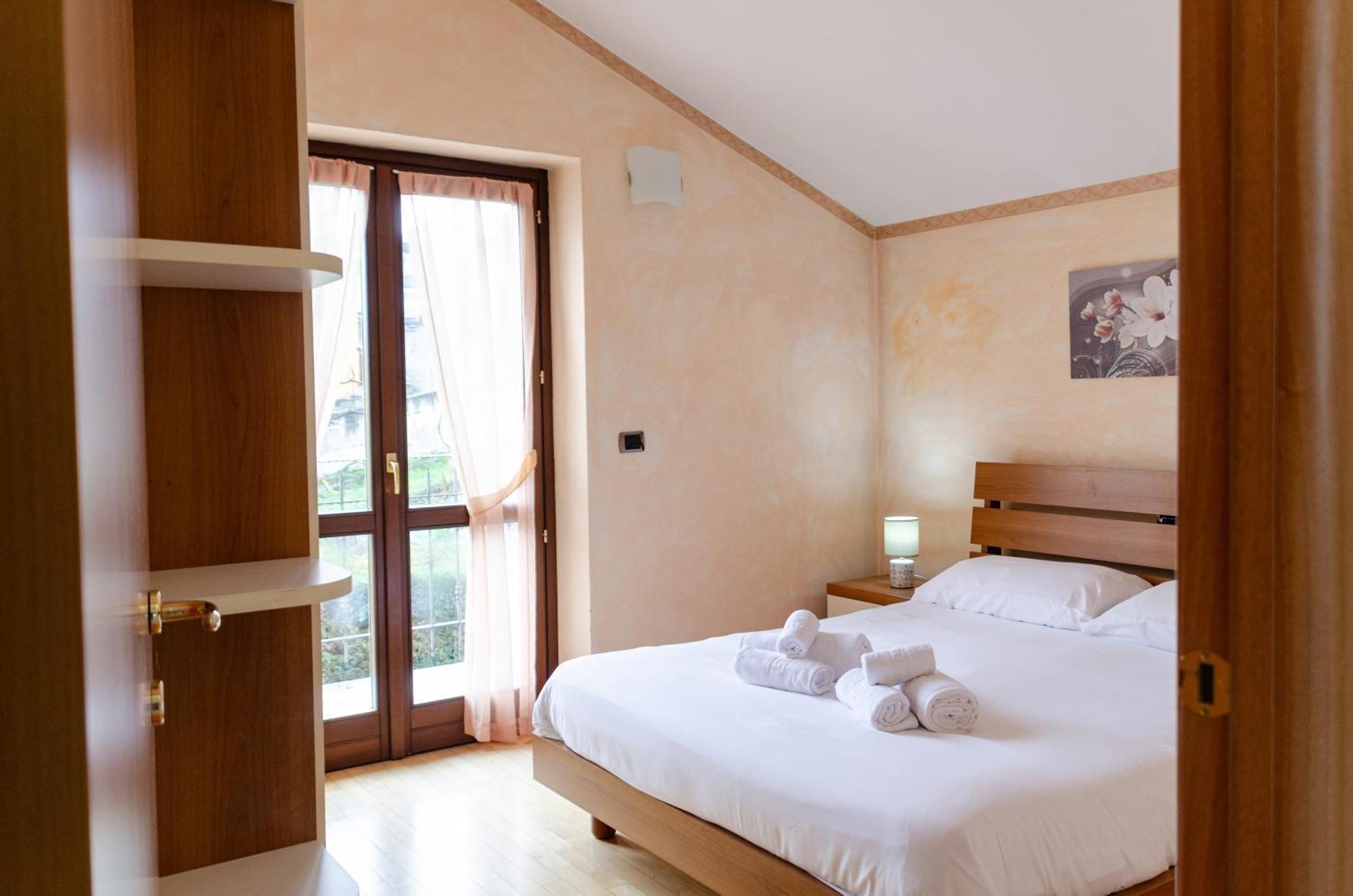 Sarre Skyline Apartment - Relax In Valle D'Aosta Bagian luar foto